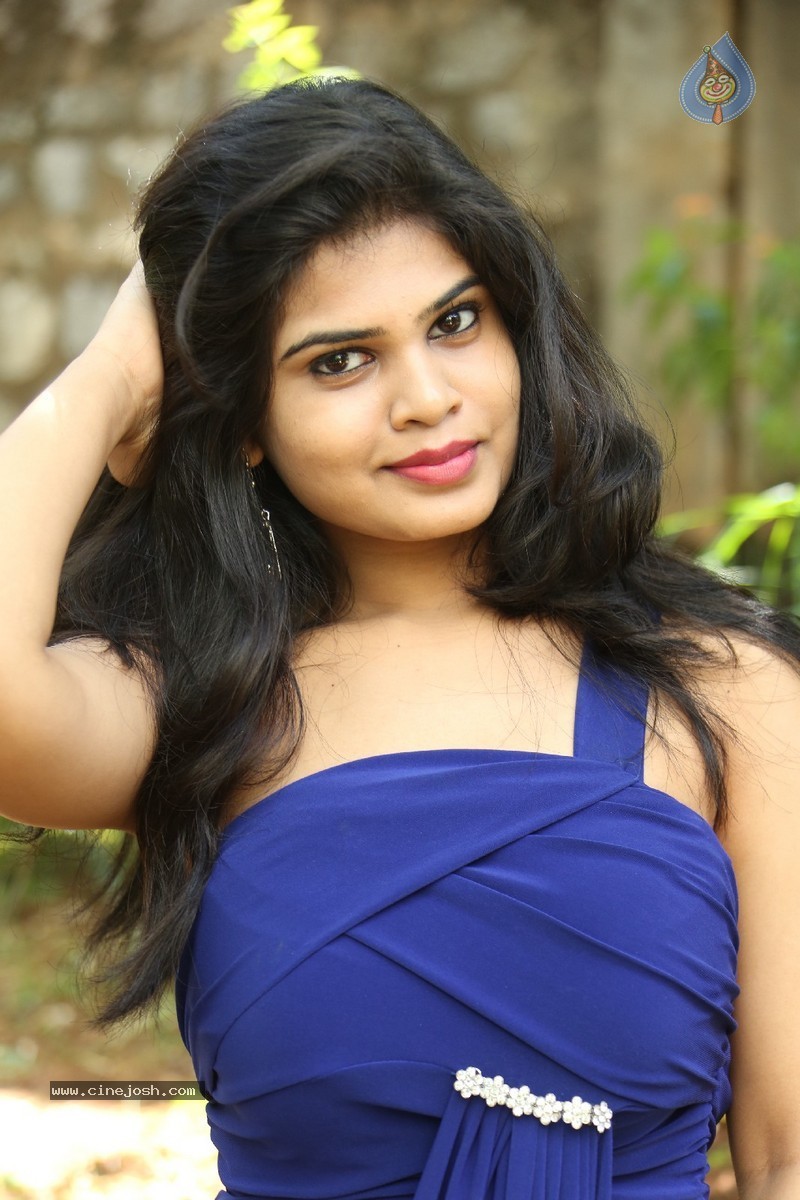 Alekhya New Pics - 117 / 118 photos