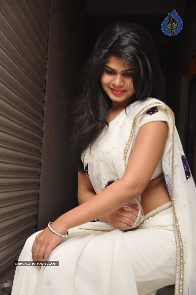 Alekhya New Pics - 26 / 53 photos