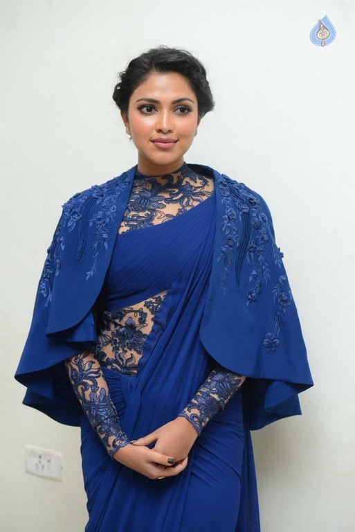 Amala Paul Photos - 26 / 40 photos