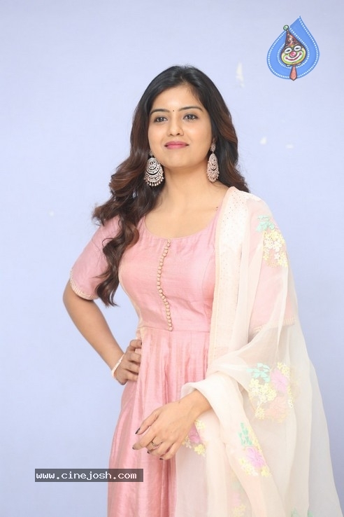 Amritha Aiyer Stills - 6 / 21 photos