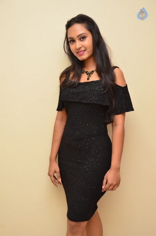 Amulya Photos - 18 / 19 photos