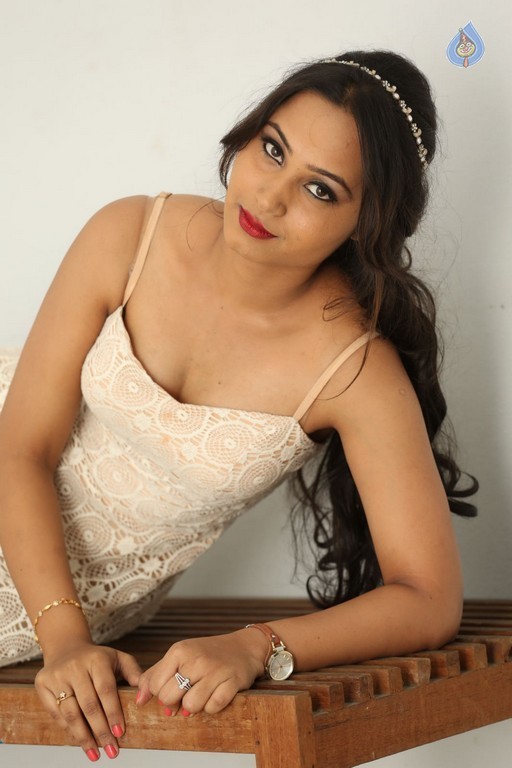 Amulya Photos - 30 / 57 photos