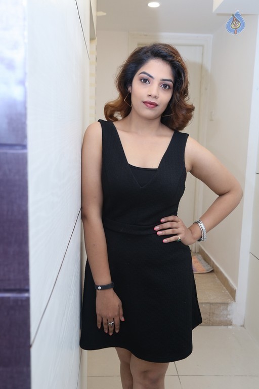 Anamika New Photos - 1 / 21 photos