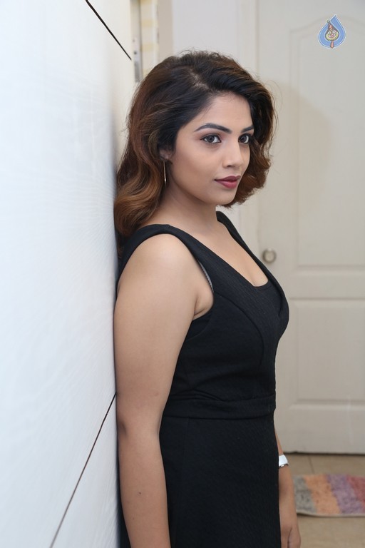 Anamika New Photos - 7 / 21 photos