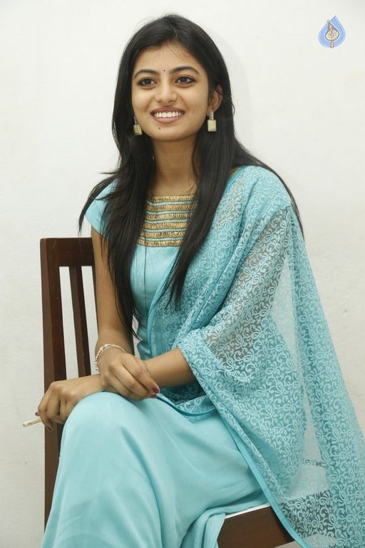 Anandhi Latest Photos - 16 / 38 photos