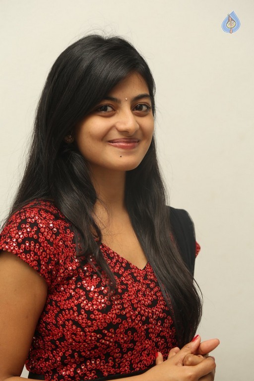 Anandhi Photos - 36 / 41 photos