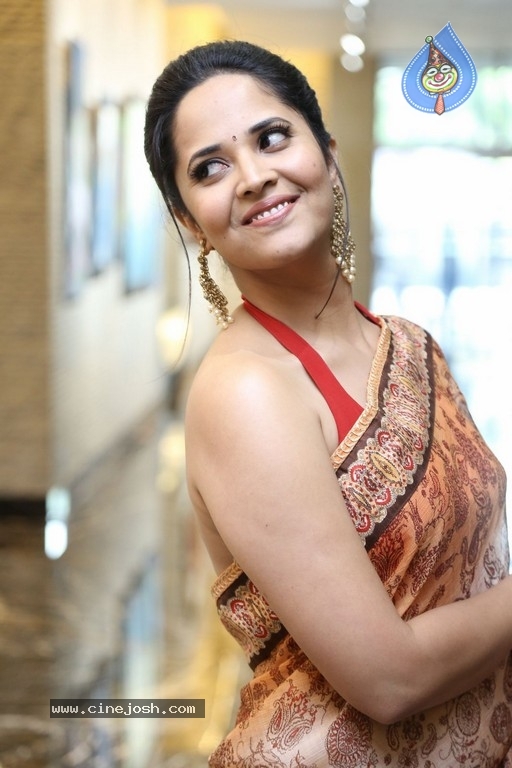 Anasuya Bharadwaj Photos - 26 / 32 photos