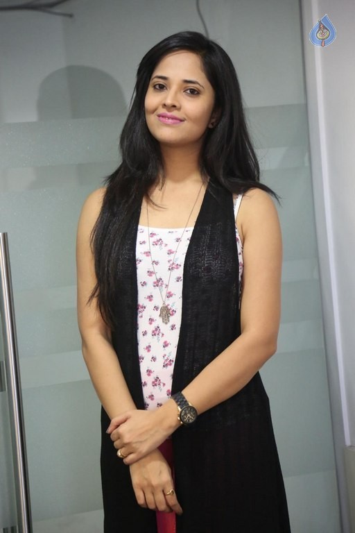 Anasuya Latest Photos - 19 / 40 photos