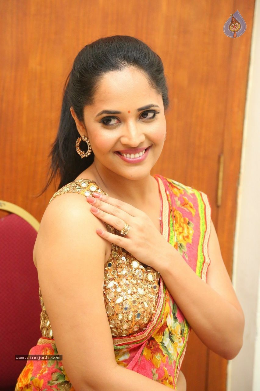 Anasuya Latest Pics - 10 / 100 photos