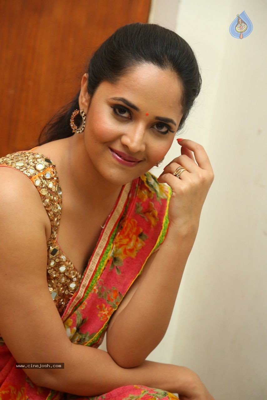 Anasuya Latest Pics - 56 / 100 photos