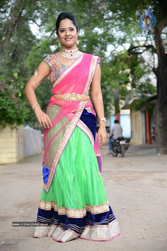 Anasuya Latest Stills - 52 / 57 photos