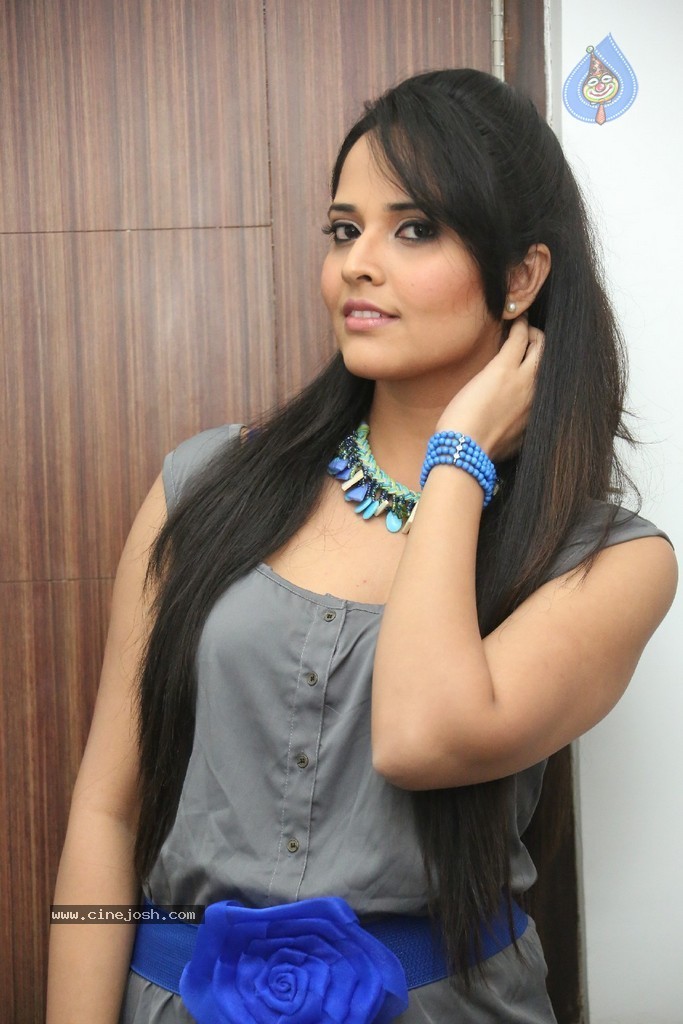 Anasuya New Photos - 34 / 80 photos