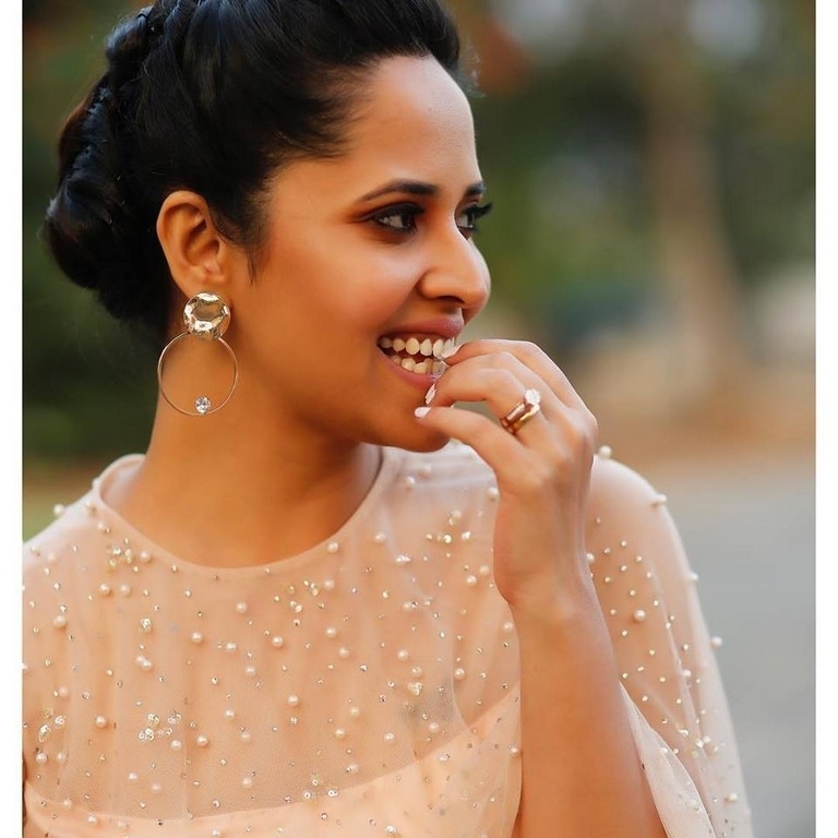 Anasuya New Photos - 1 / 5 photos