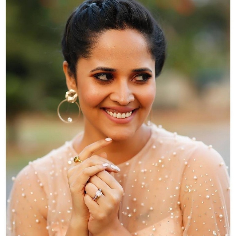 Anasuya New Photos - 5 / 5 photos