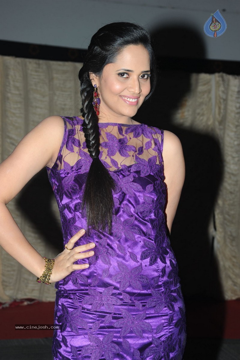  Anasuya New Pics - 41 / 43 photos