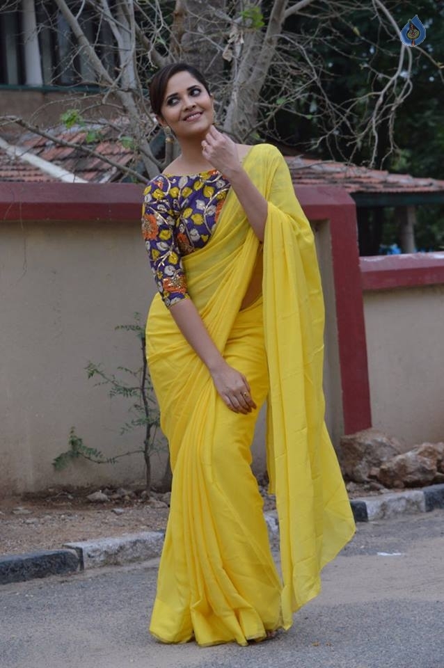 Anasuya New Pics - 4 / 4 photos