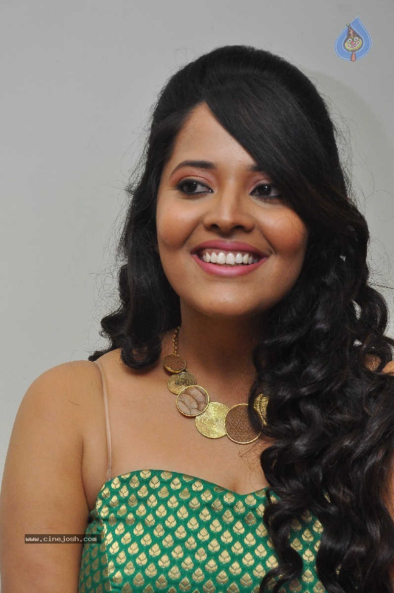 Anasuya Stills - 43 / 44 photos