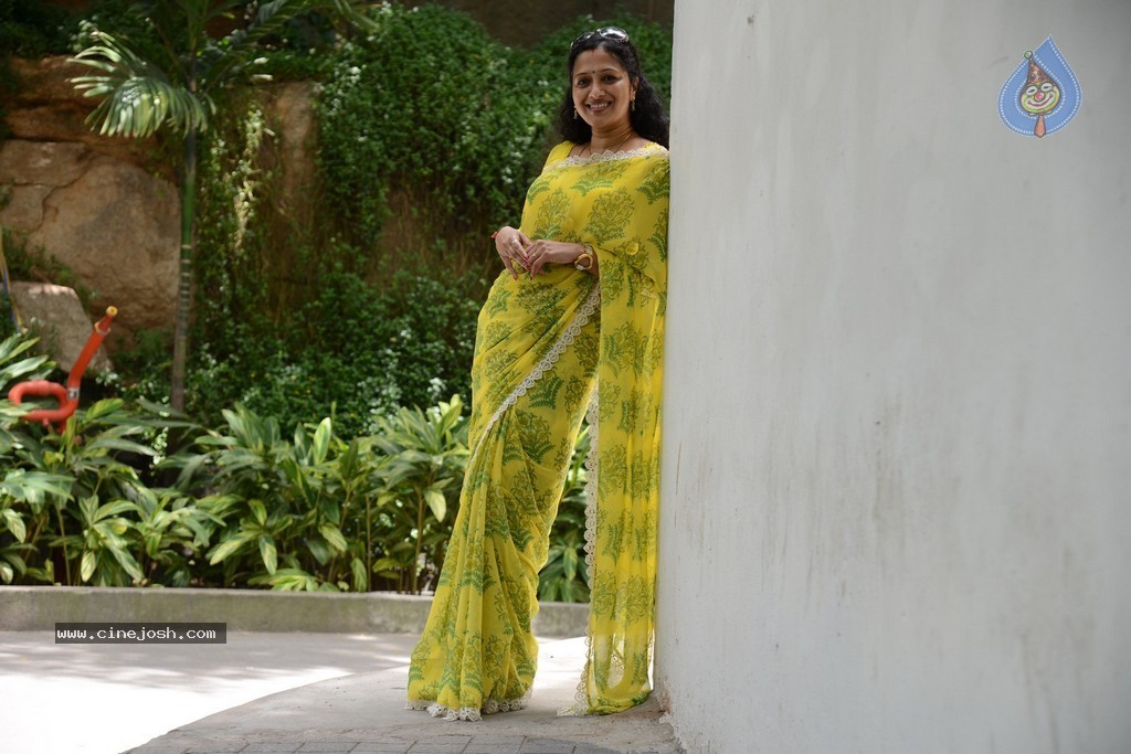 Anitha Chowdary Stills - 10 / 31 photos