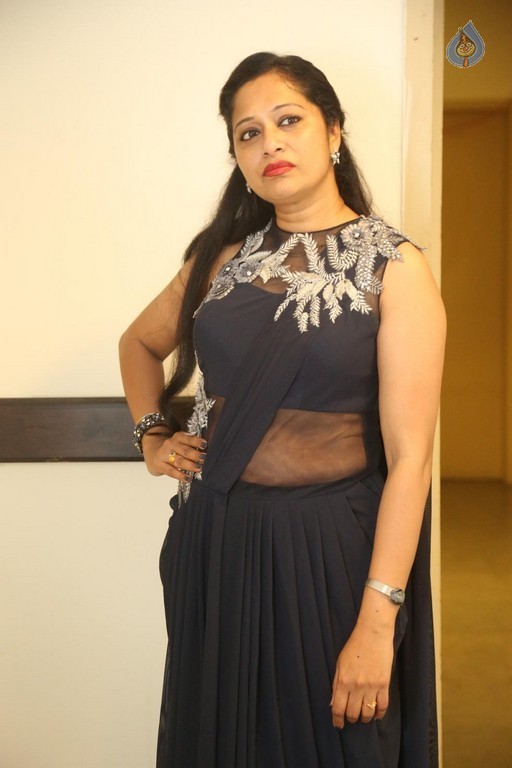 Anitha Chowdhary Pics - 5 / 37 photos