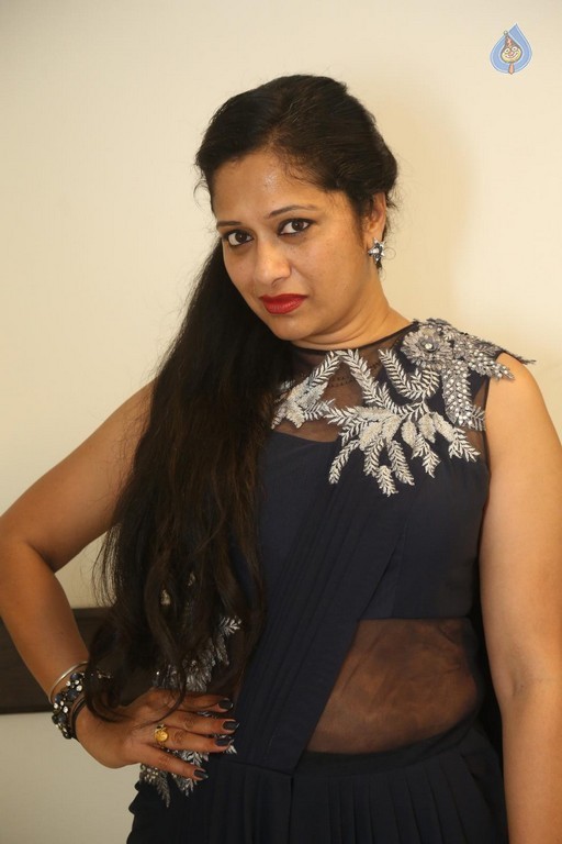 Anitha Chowdhary Pics - 16 / 37 photos