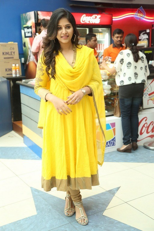 Anjali Latest Images - 12 / 39 photos