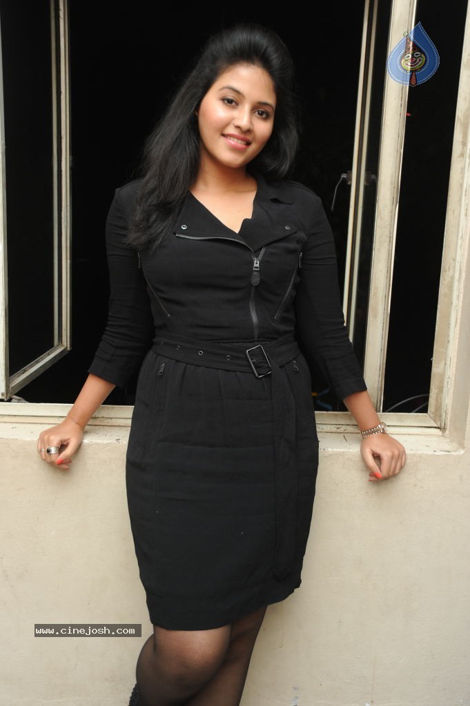 Anjali Latest Images - 47 / 152 photos