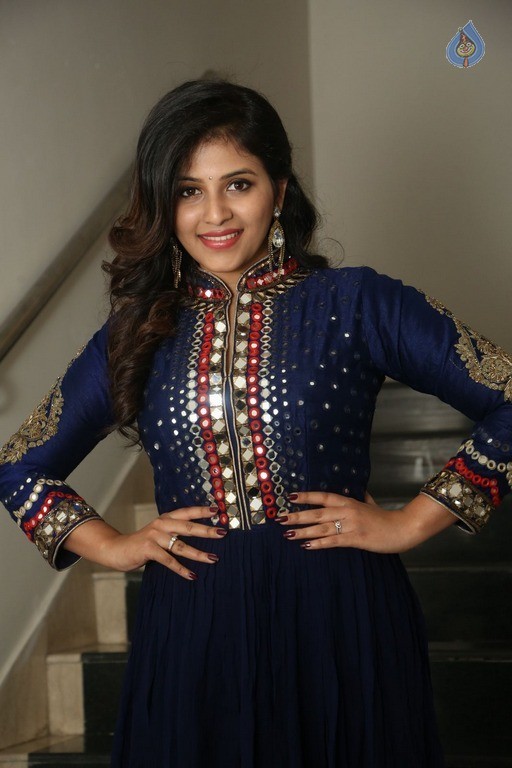 Anjali Latest Photos - 23 / 56 photos