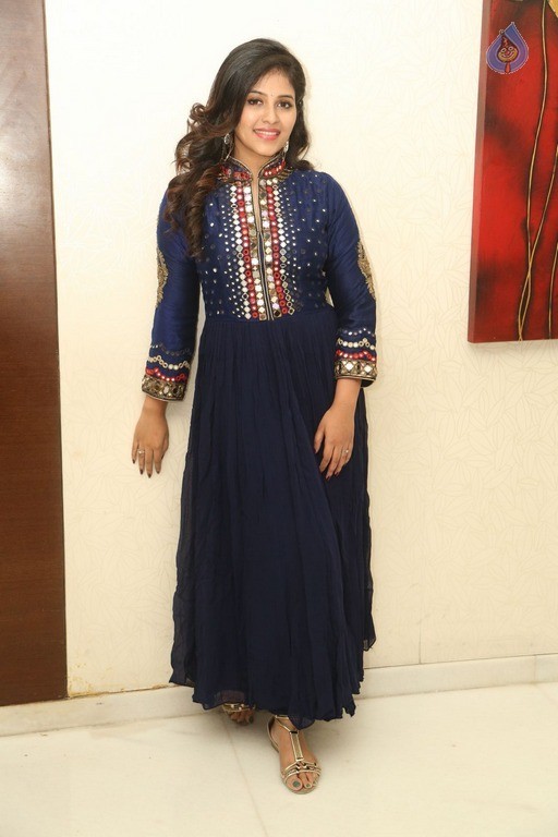 Anjali Latest Photos - 42 / 56 photos