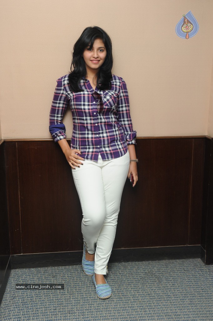 Anjali Latest Pics - 8 / 53 photos