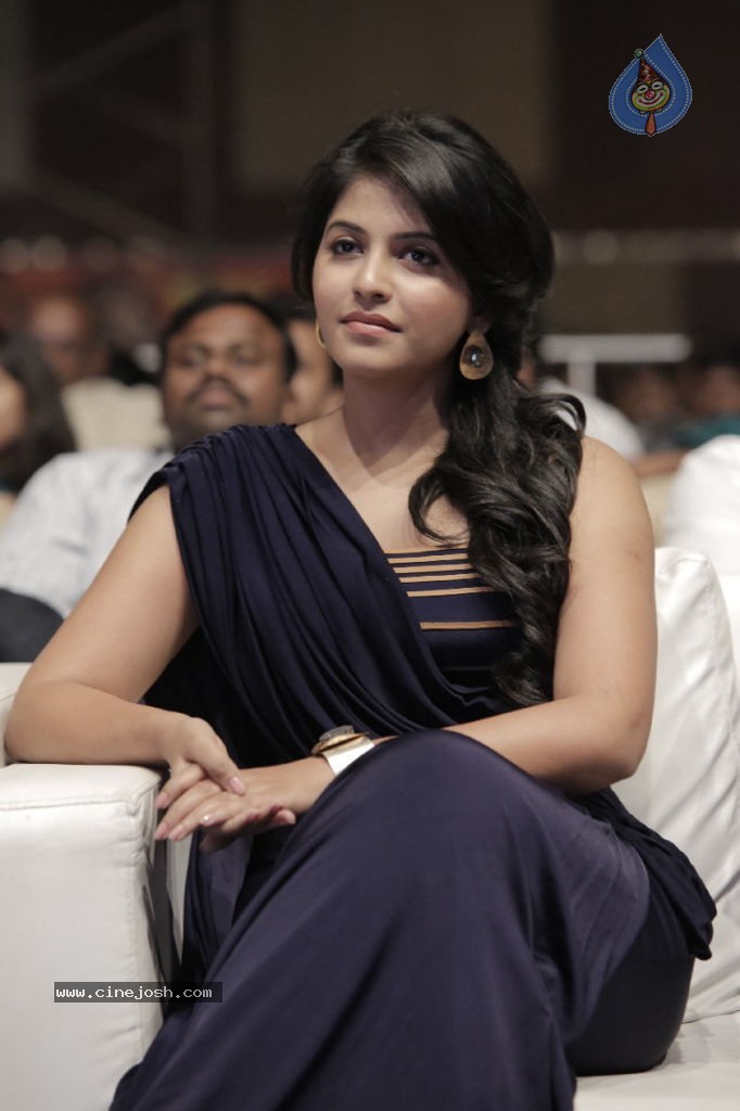 Anjali Latest Stills - 46 / 101 photos