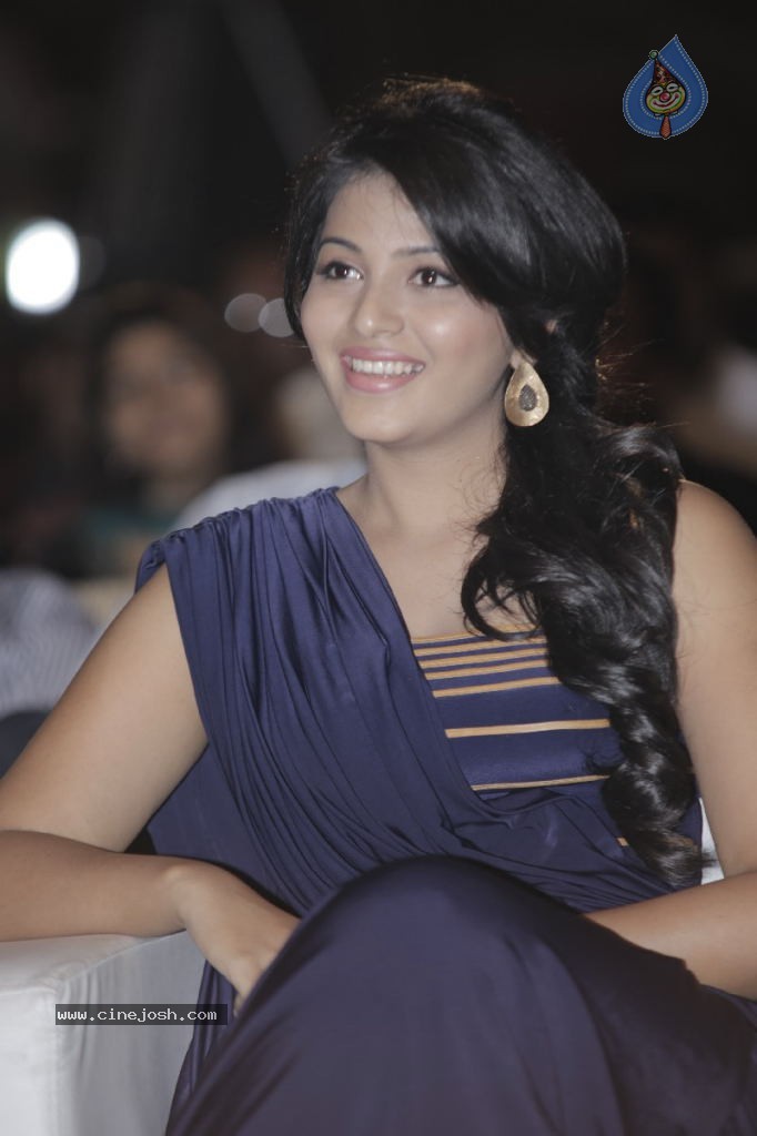 Anjali Latest Stills - 71 / 101 photos