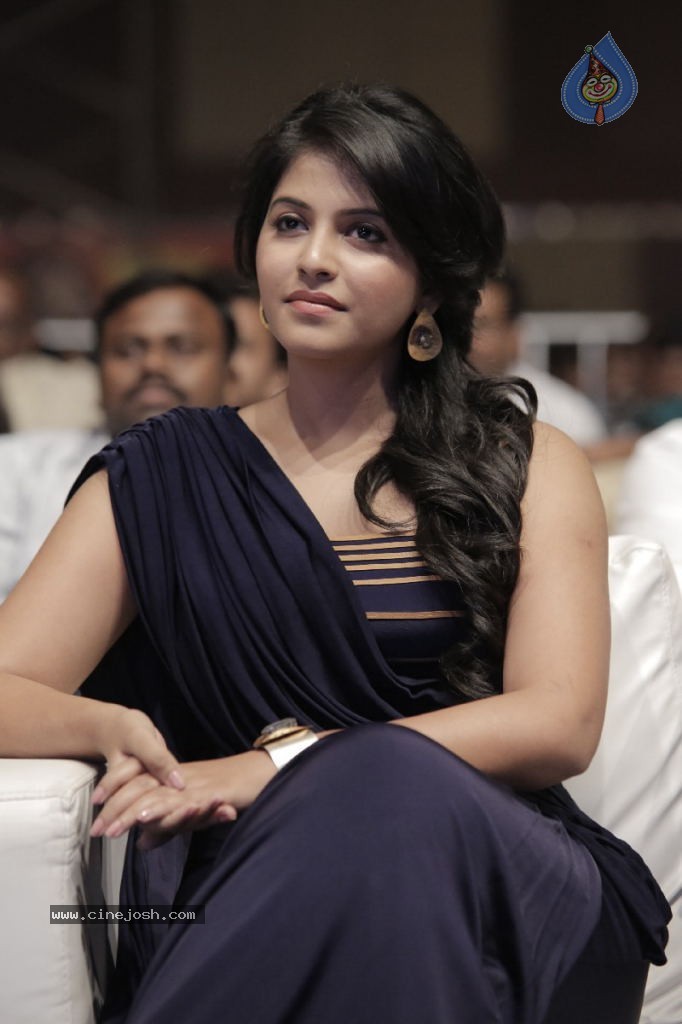 Anjali Latest Stills - 84 / 101 photos