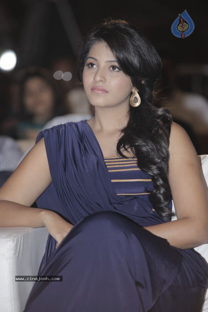 Anjali Latest Stills - 88 / 101 photos