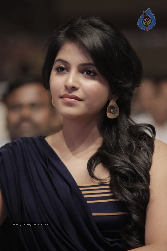 Anjali Latest Stills - 90 / 101 photos