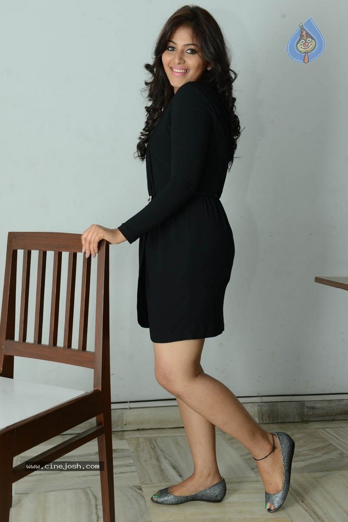 Anjali Latest Stills - 78 / 141 photos