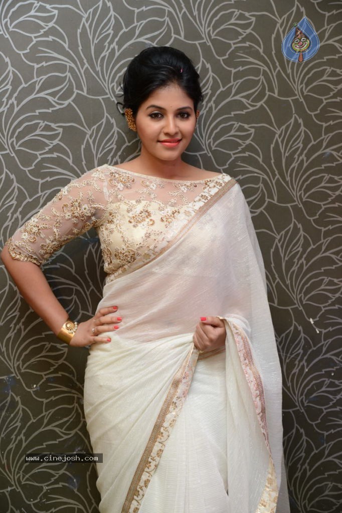 Anjali Latest Stills - 134 / 135 photos