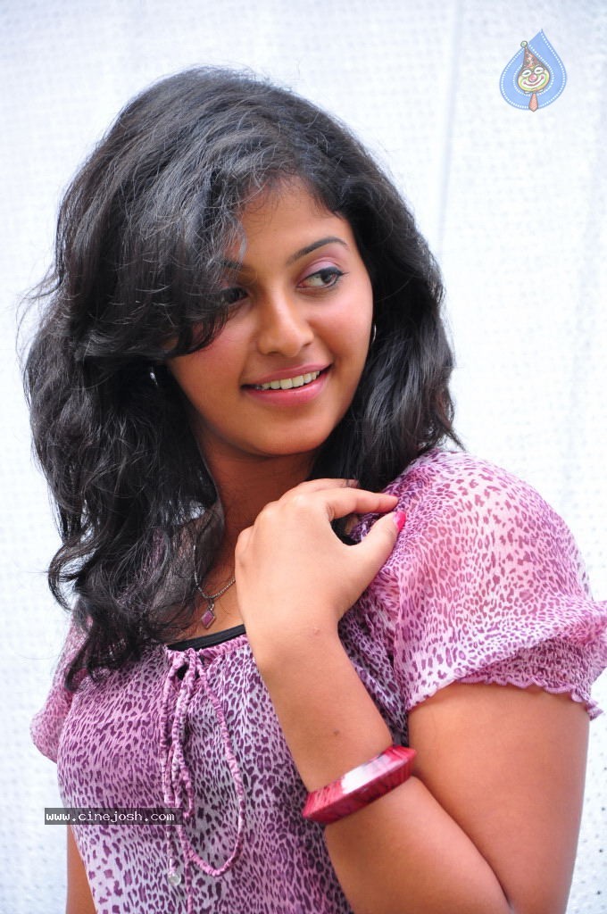 Anjali Latest Stills - 57 / 72 photos