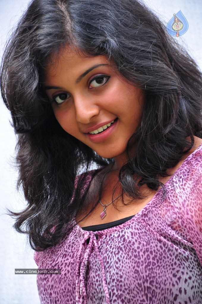 Anjali Latest Stills - 69 / 72 photos