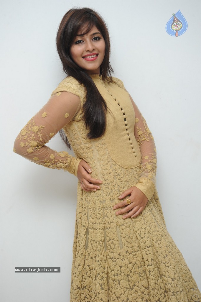 Anjali New Photos - 35 / 95 photos