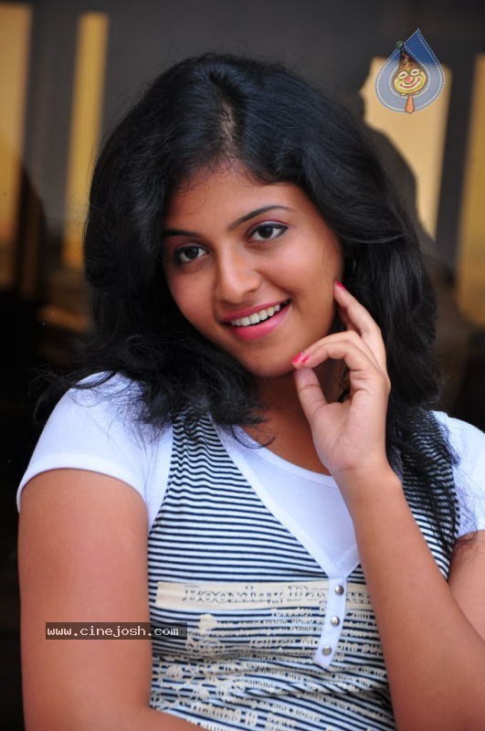 Anjali Photos - 36 / 110 photos