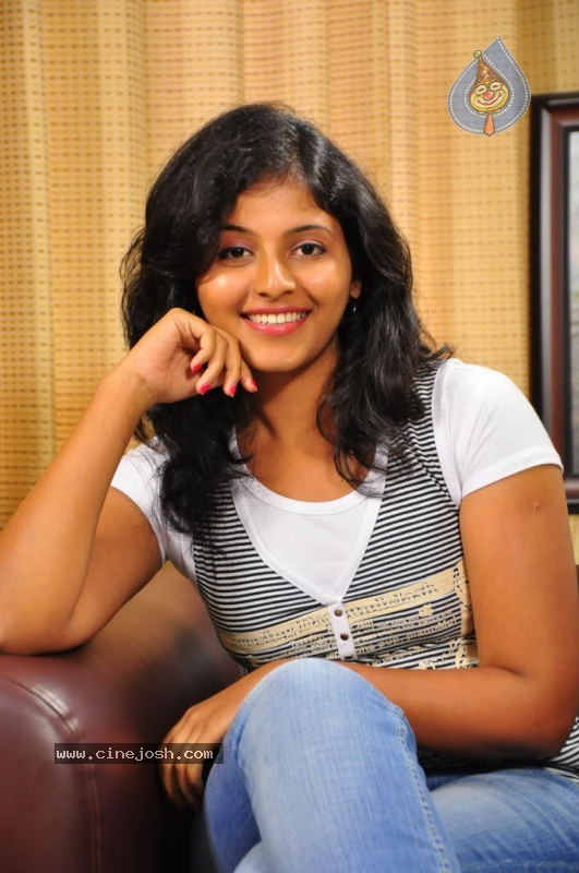 Anjali Photos - 68 / 110 photos