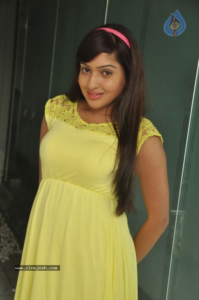 Anjana Deshpande Stills - 66 / 69 photos