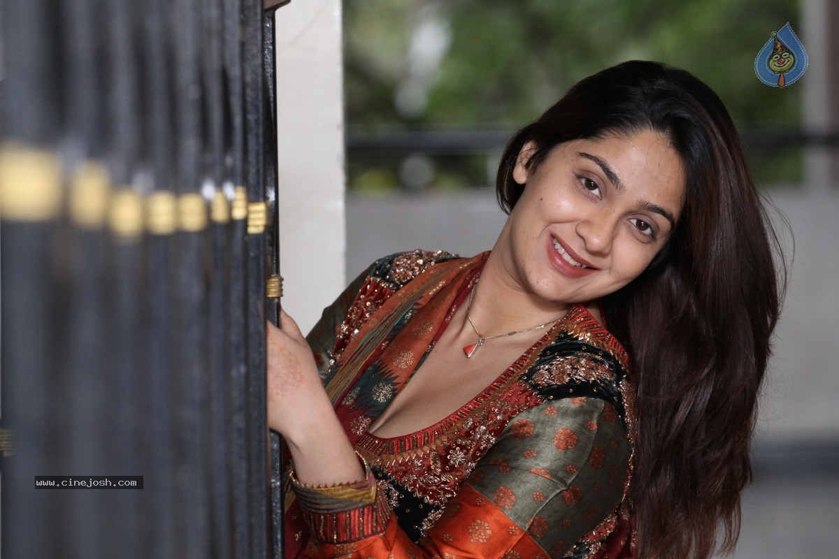 Ankitha Latest Stills - 18 / 96 photos