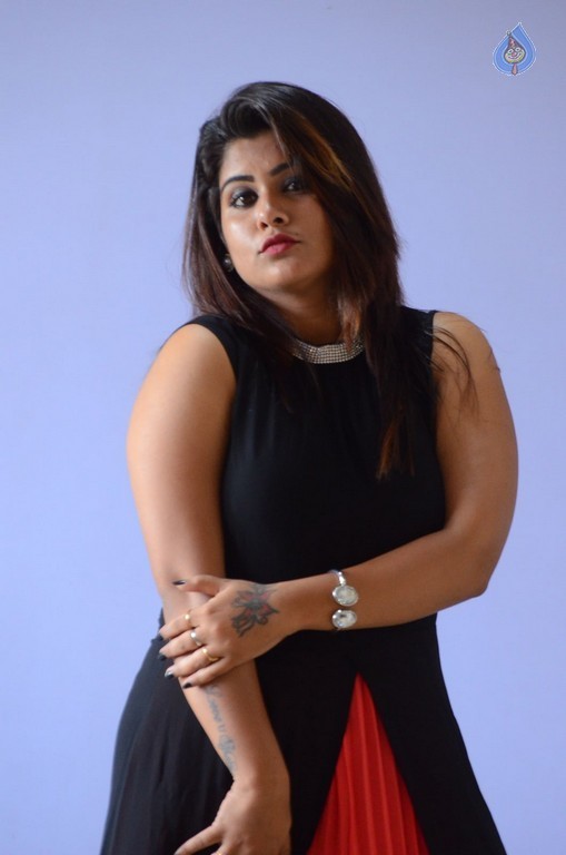 Ankitha New Photos - 19 / 40 photos