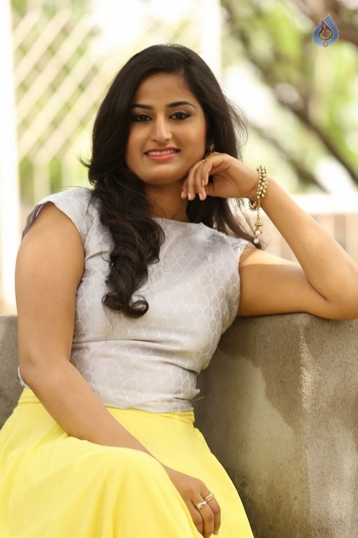 Ankitha New Photos - 9 / 33 photos