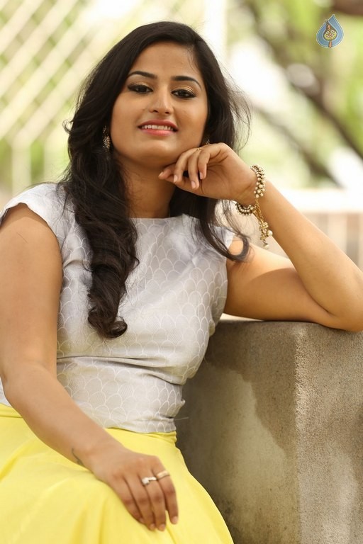 Ankitha New Photos - 18 / 33 photos