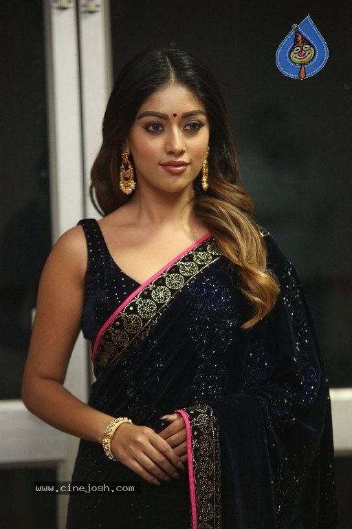 Anu Emmanuel Photos - 16 / 32 photos