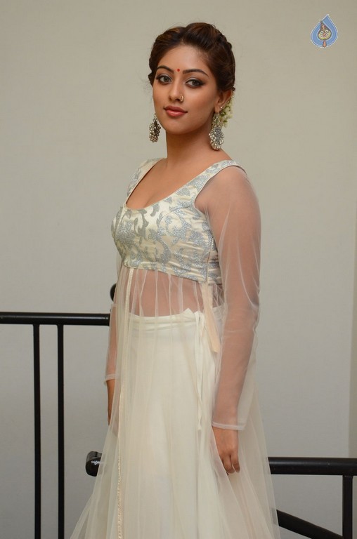 Anu Emmanuel Pics - 9 / 58 photos