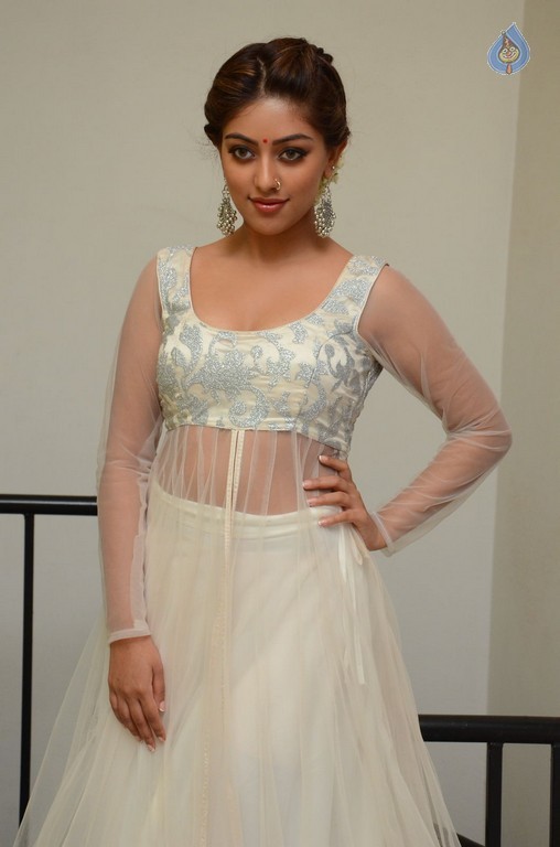 Anu Emmanuel Pics - 54 / 58 photos