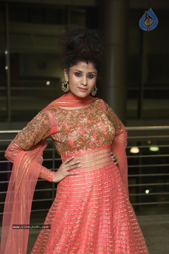 Anukriti Latest Photos - 19 / 36 photos